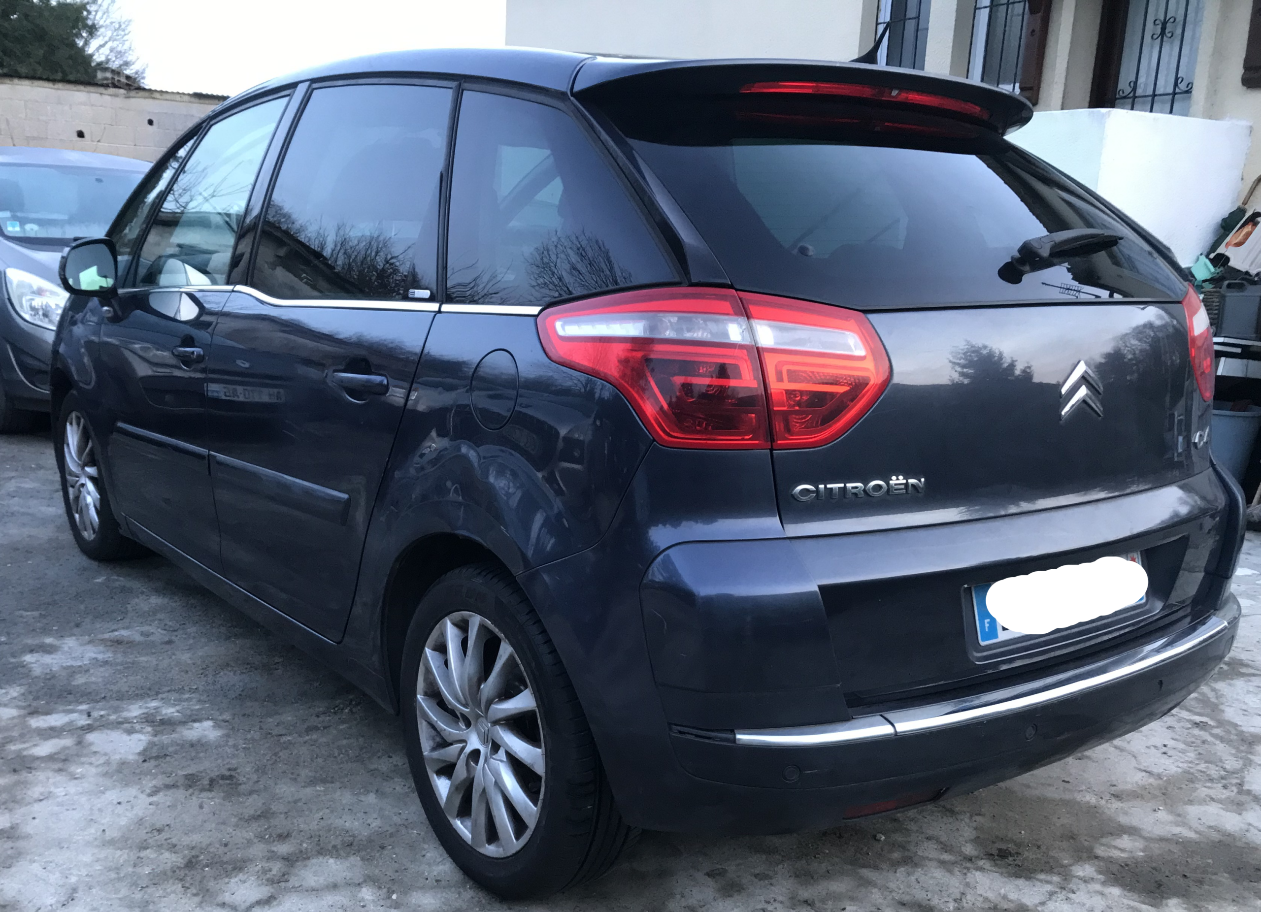 Citroën C4 Picasso 2.0 HDi Confort Semi-Automatique année 2007 – Image 13
