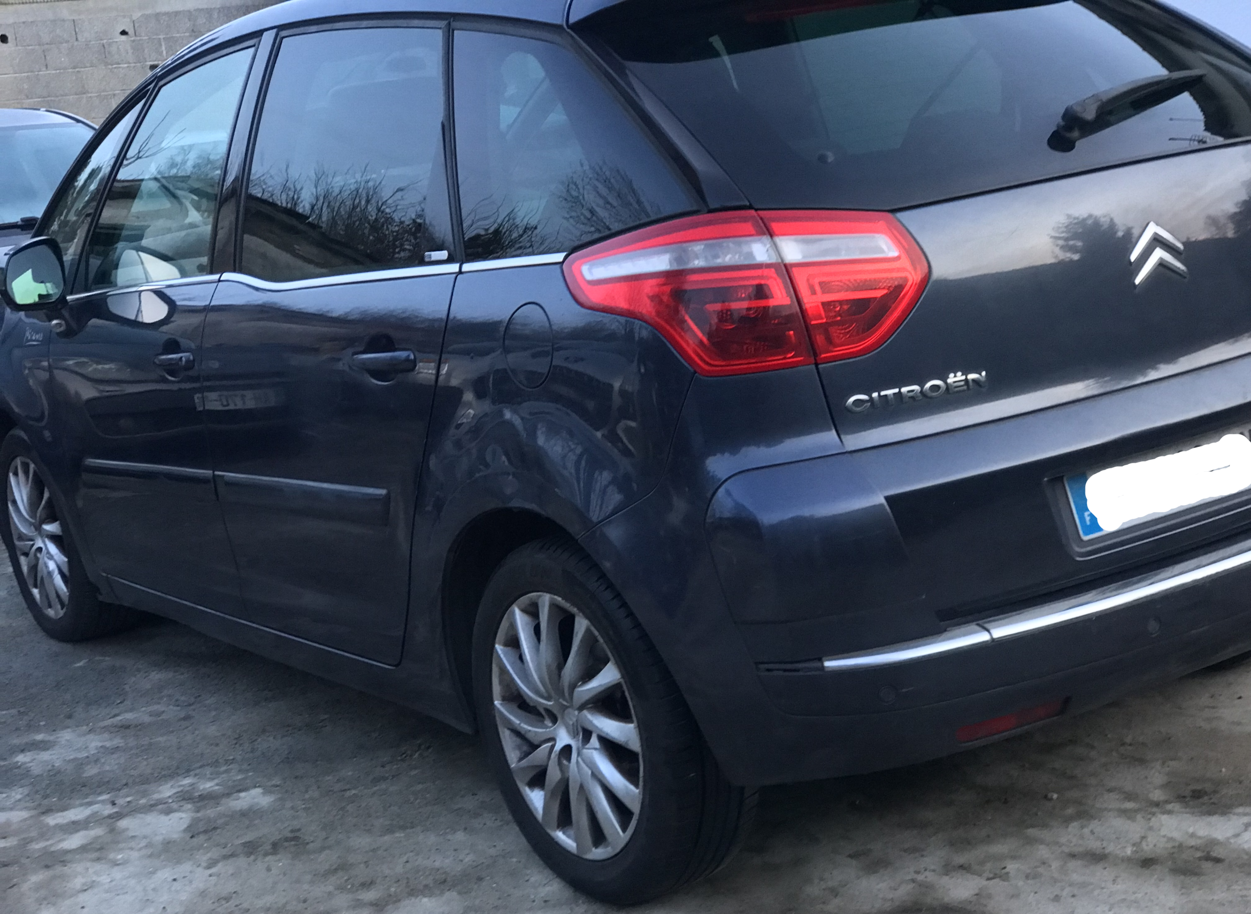 Citroën C4 Picasso 2.0 HDi Confort Semi-Automatique année 2007 – Image 16