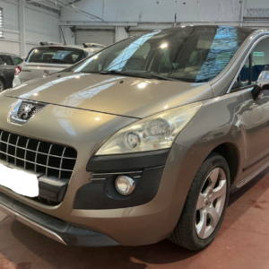 Peugeot 3008 1.6 HDi Active Année : 2012 Boite de vitesse manuelle