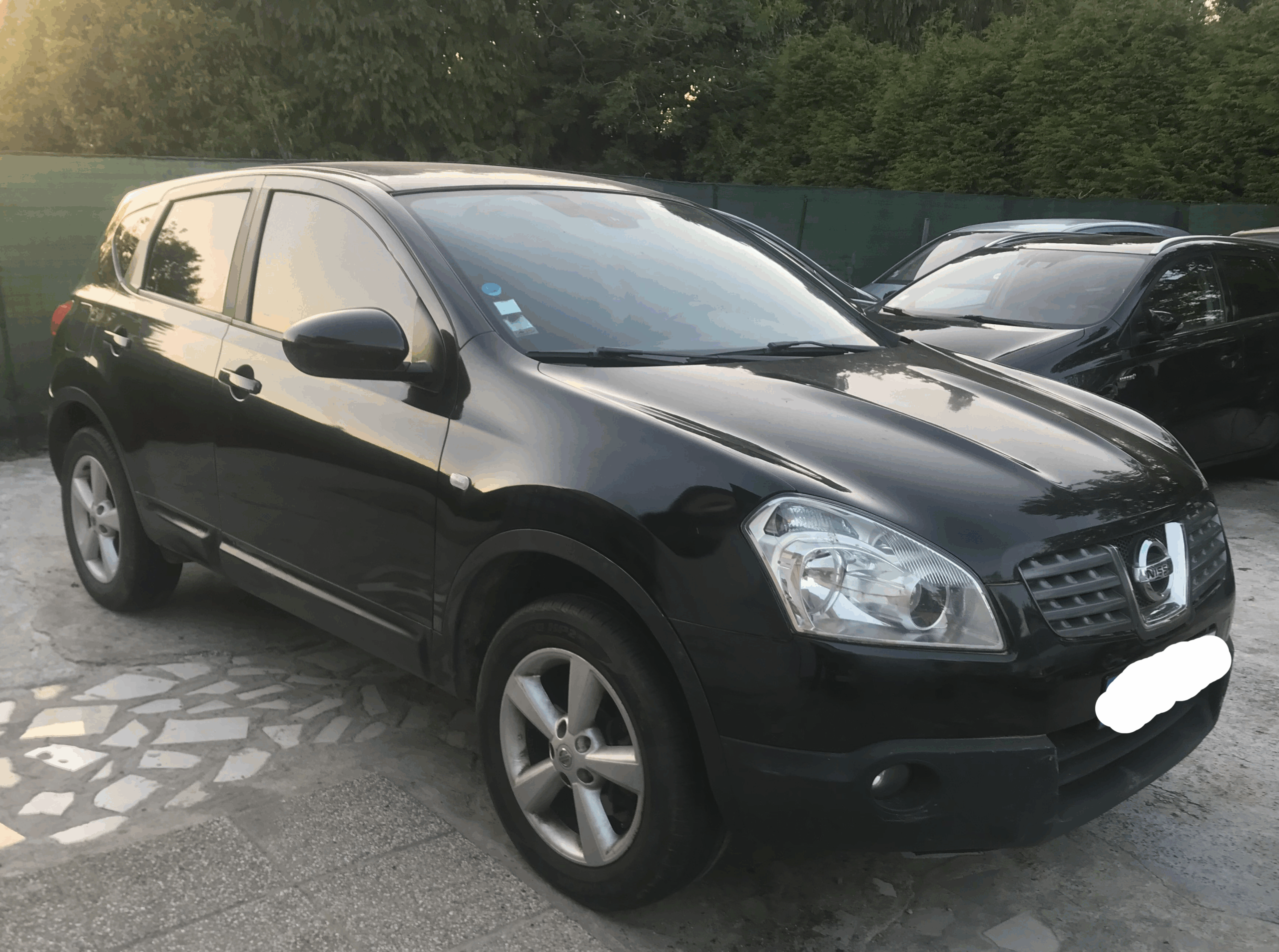 Nissan Qashqai+2 2.0 dCi Tekna 4×4 Année 2010 / 7 Places Boite de vitesse: Automatique – Image 9