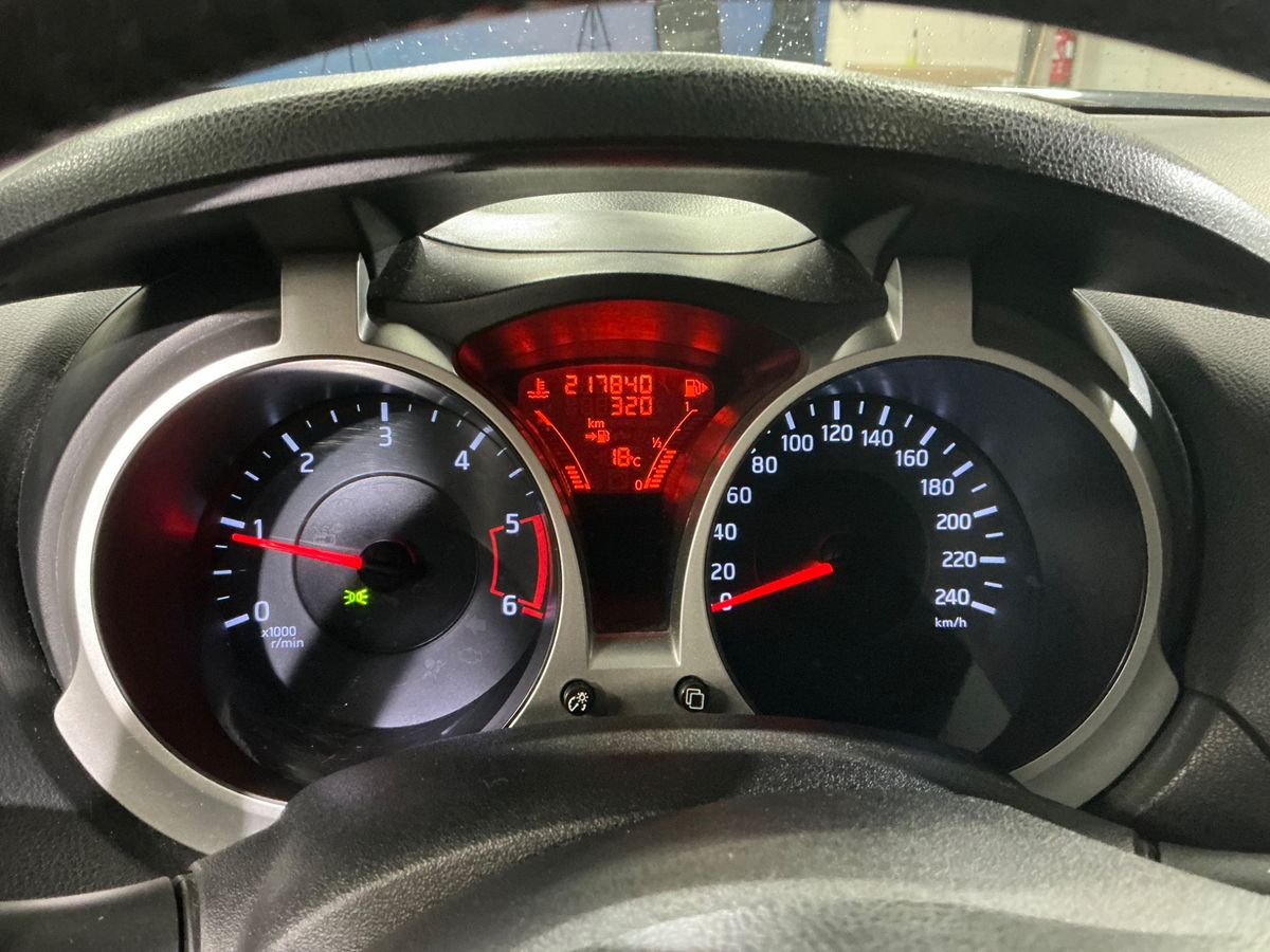 Nissan Juke 1.5 Turbodiesel Tekna année 2012 Boite de vitesse manuelle – Image 4