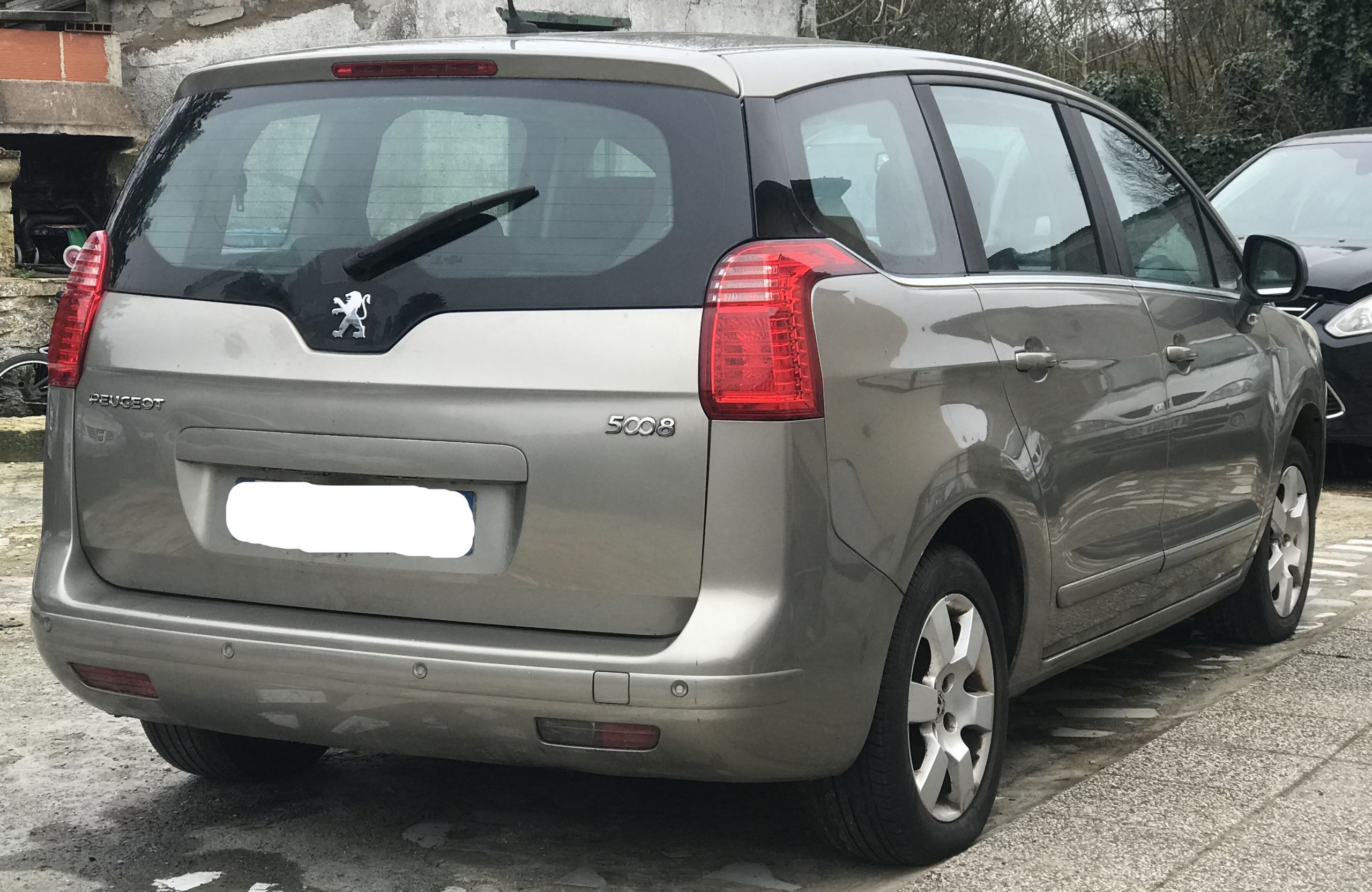 Peugeot 5008 1.6 HDi Comfort 7 Places Année 2010 Boite de vitesse manuelle – Image 8