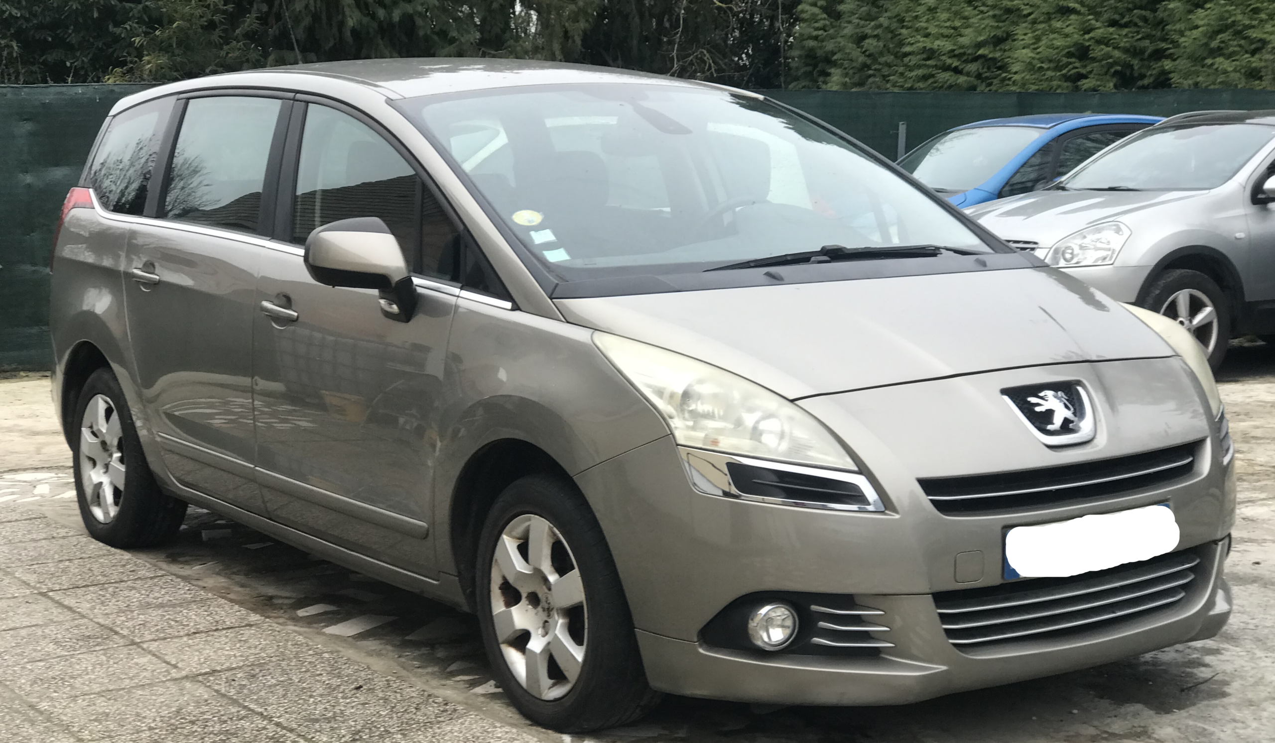 Peugeot 5008 1.6 HDi Comfort 7 Places Année 2010 Boite de vitesse manuelle – Image 10