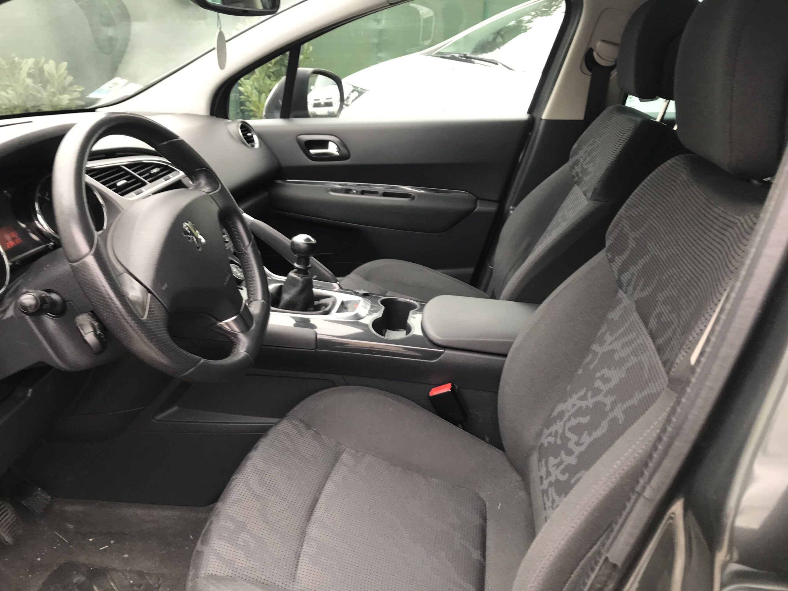 Peugeot 3008 1.6 HDi Style Année 2012 Boite de vitesse: manuelle – Image 4
