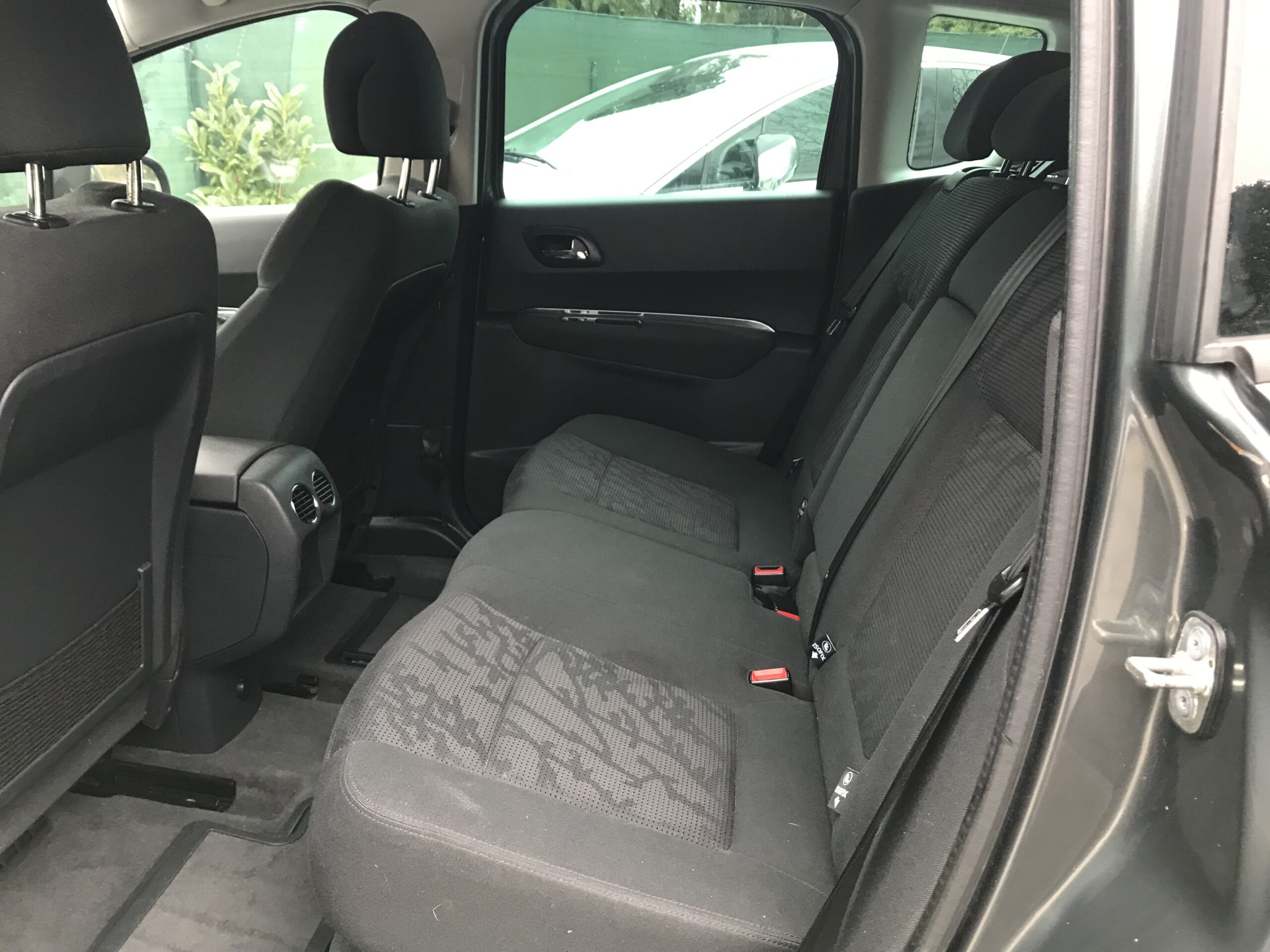 Peugeot 3008 1.6 HDi Style Année 2012 Boite de vitesse: manuelle – Image 6