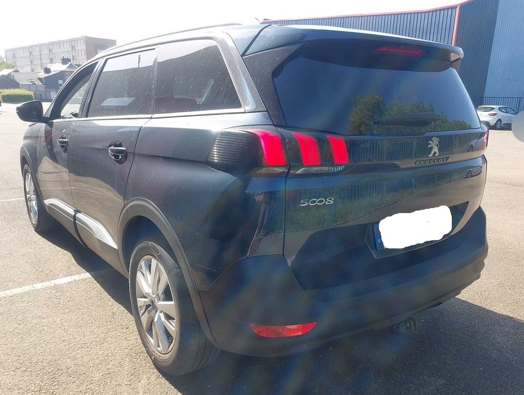 Peugeot 5008 1.5 Blue-HDi Active Année 2019 Boite de vitesse automatique – Image 6