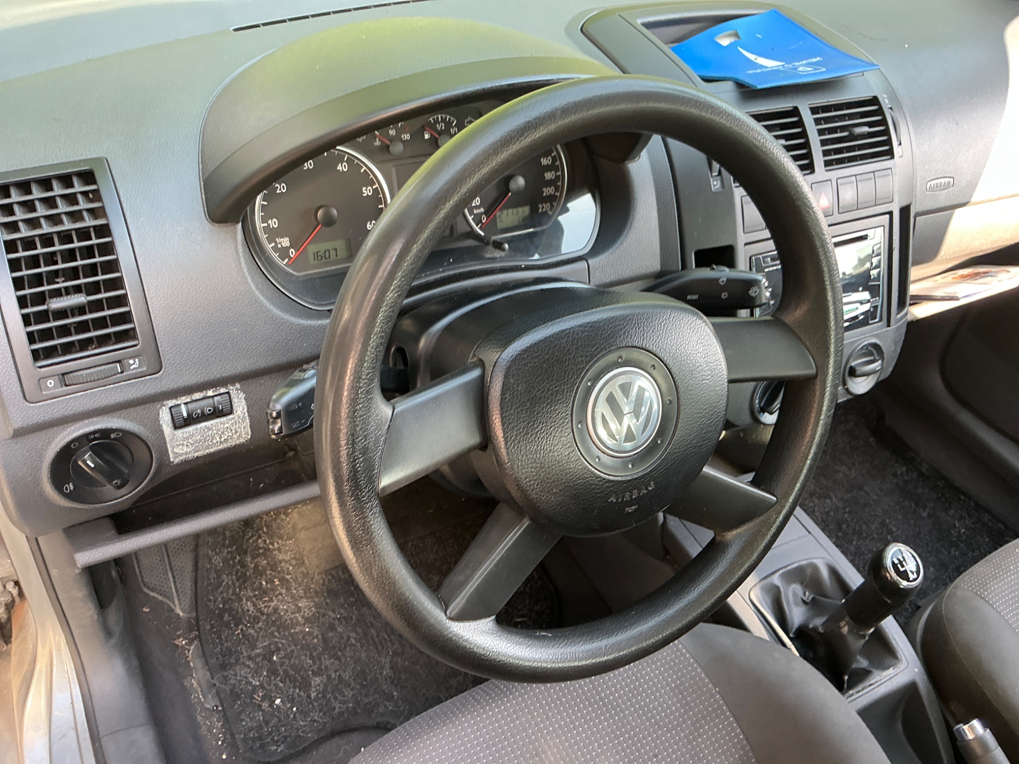 Volkswagen Polo 1.4 année 2005 Boite de vitesse manuelle – Image 14