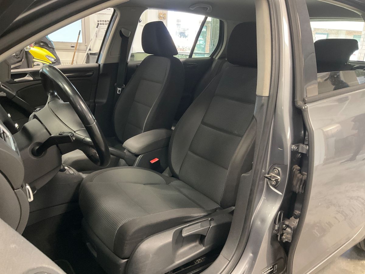 Volkswagen Golf VI 2.0 TDI Comfortline Année 2009 Boite de vitesse: manuelle – Image 6