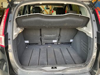 Renault Scenic 1.5 dCi Exception année 2011 Boite de vitesse: automatique – Image 12