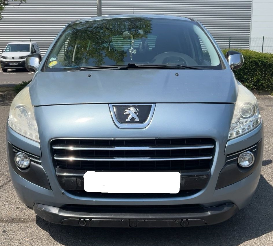 Peugeot 3008 2.0 HDi Hybrid4 année 2013 Boite de vitesse: Automatique – Image 9