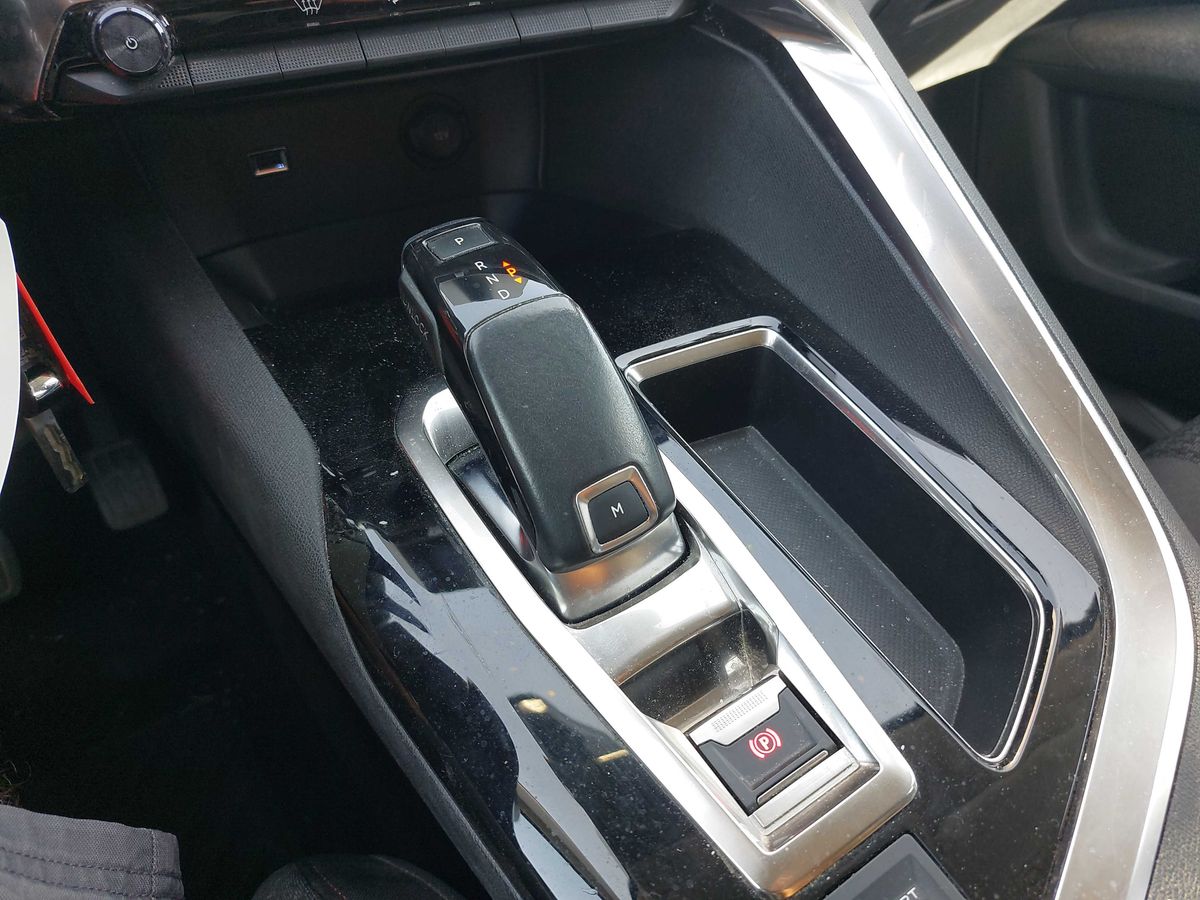 Peugeot 5008 1.5 Blue-HDi Active Année 2019 Boite de vitesse automatique – Image 11