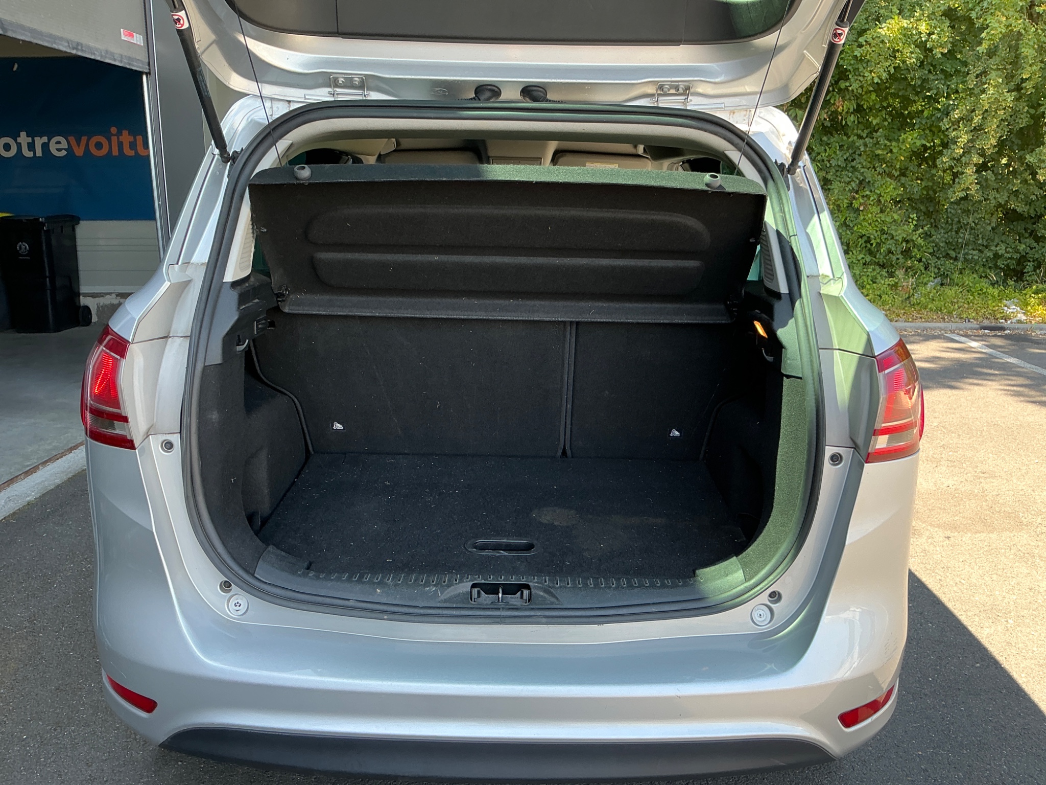 Ford B-Max 1.6 TDCi Titanium Année 2015 Boite de vitesse: manuelle – Image 15