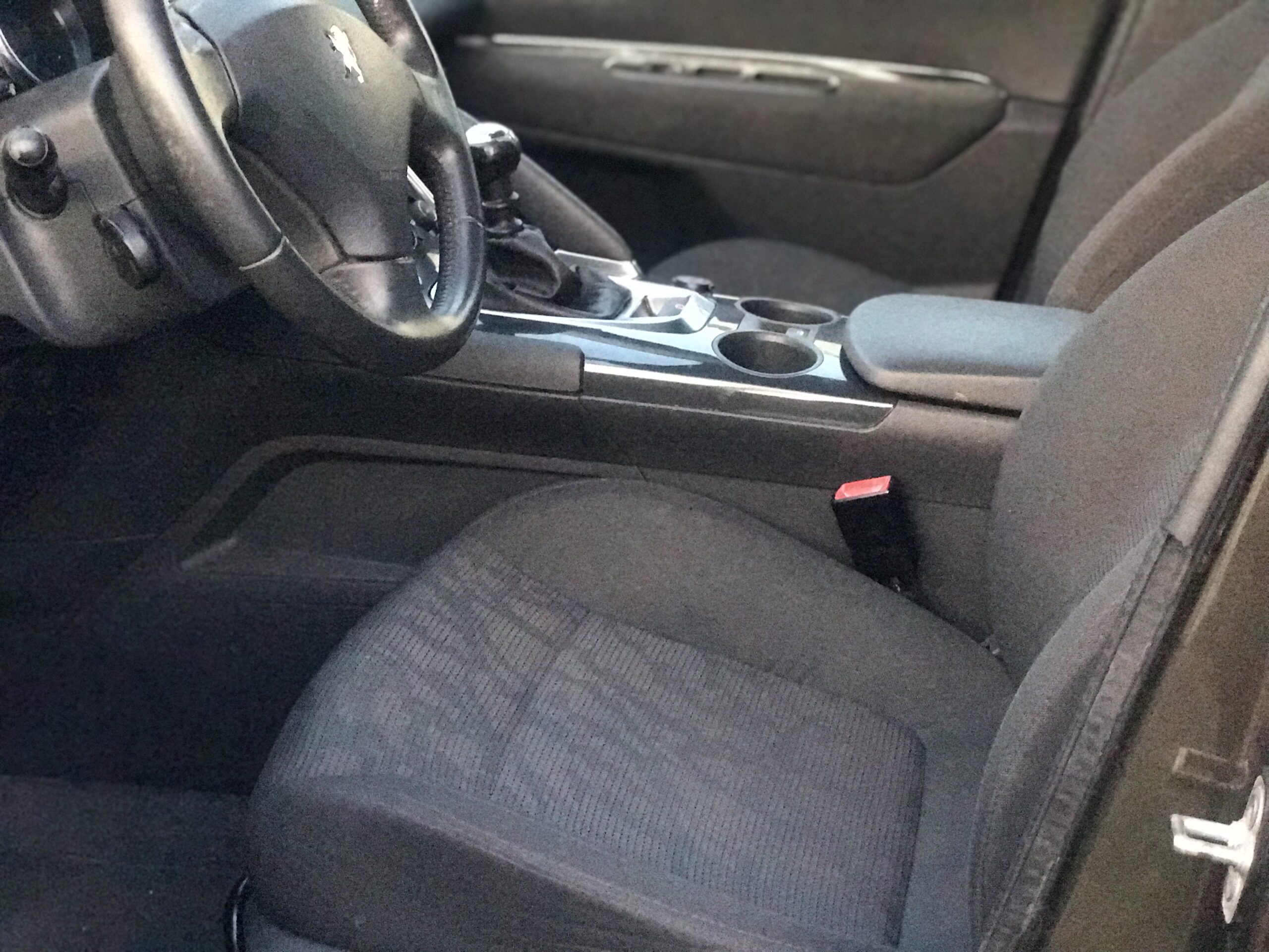 Peugeot 3008 1.6 HDi Année 2012 Boite de vitesse: manuelle – Image 4