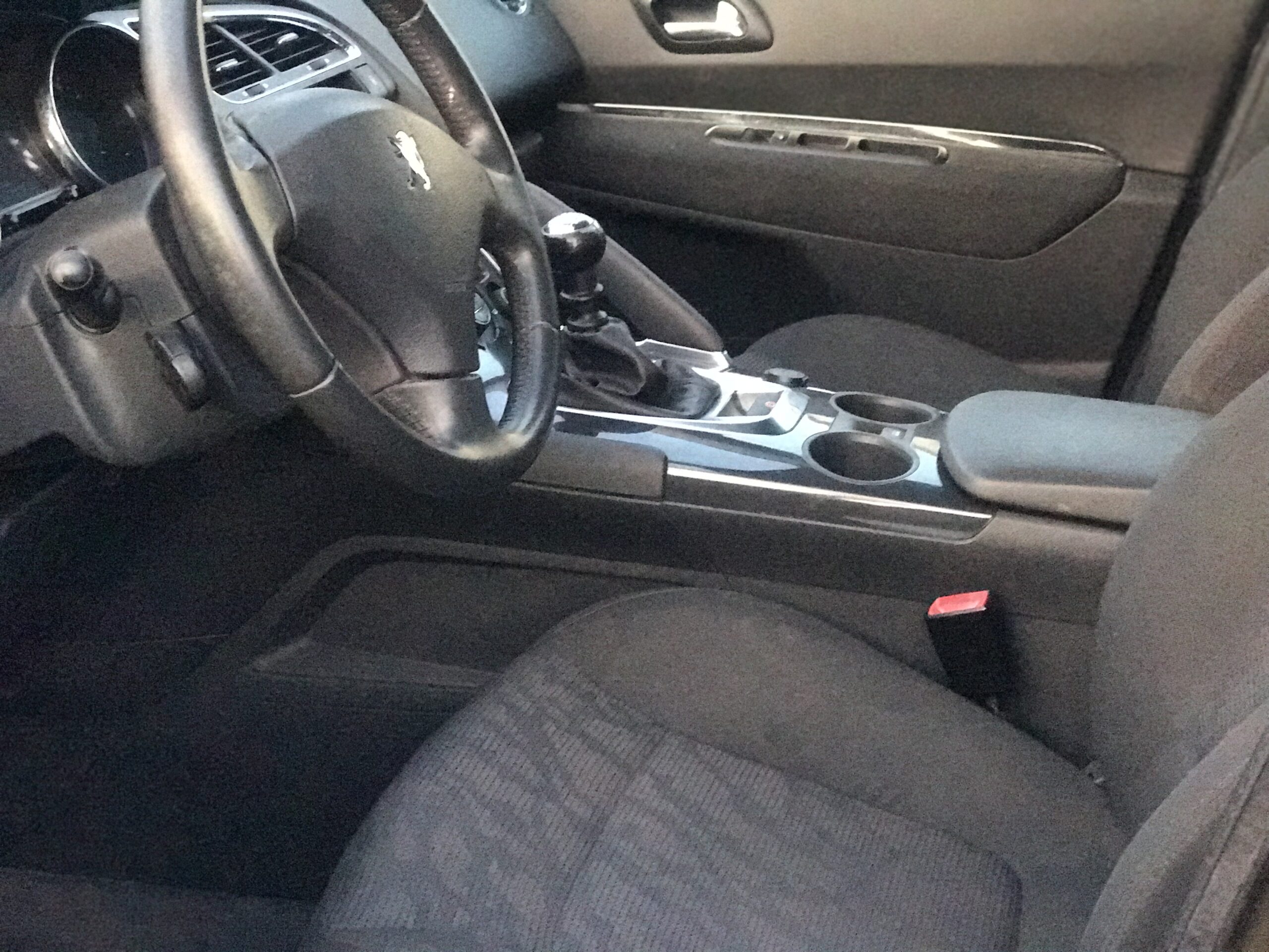 Peugeot 3008 1.6 HDi Année 2012 Boite de vitesse: manuelle – Image 3