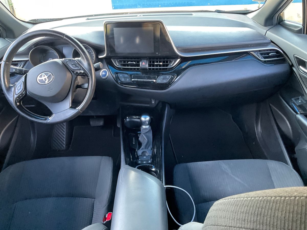 Toyota C-HR 1.8 Hybrid Gaphic année 2019 Boite de vitesse: automatique – Image 15