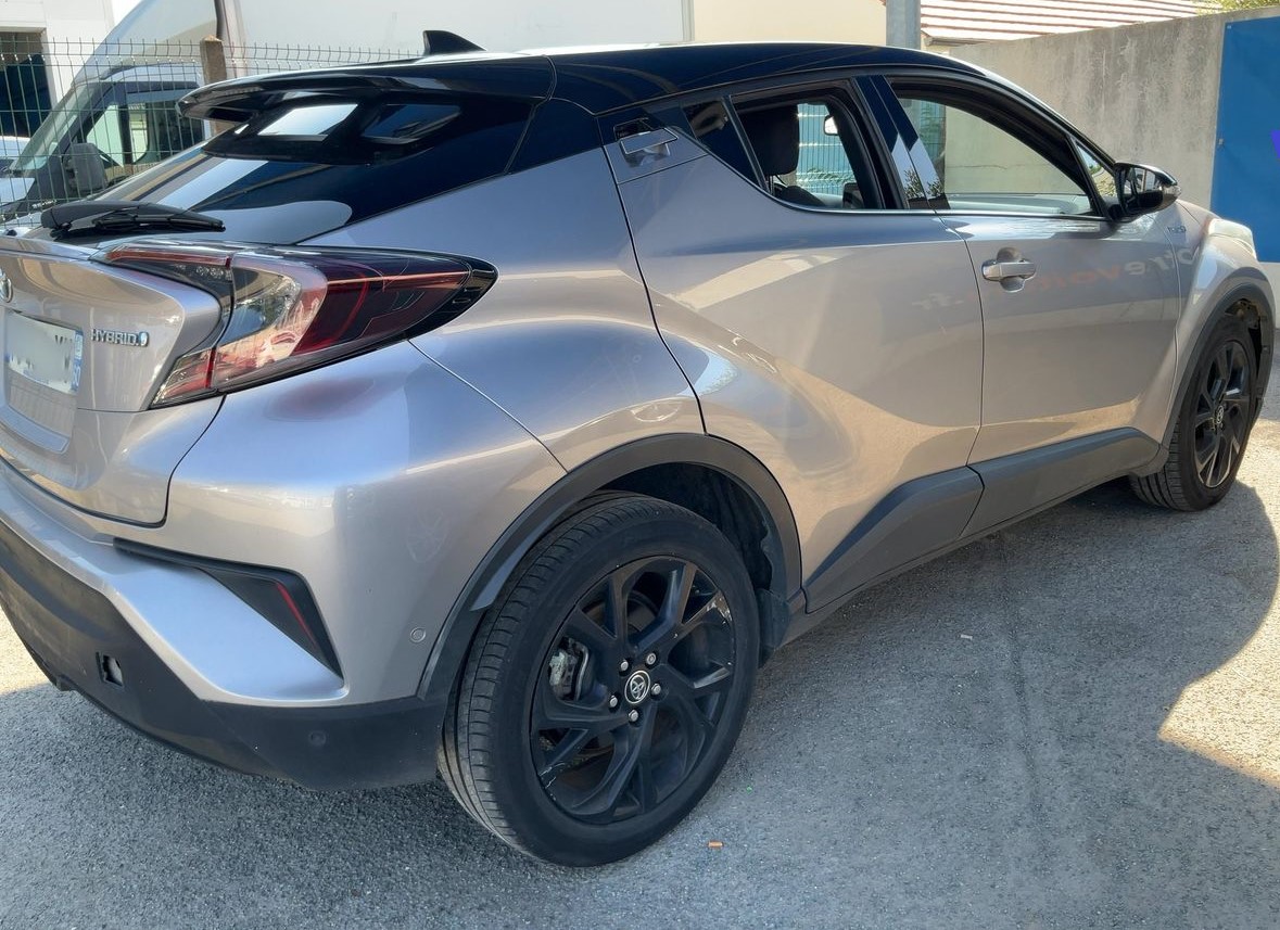 Toyota C-HR 1.8 Hybrid Gaphic année 2019 Boite de vitesse: automatique – Image 3