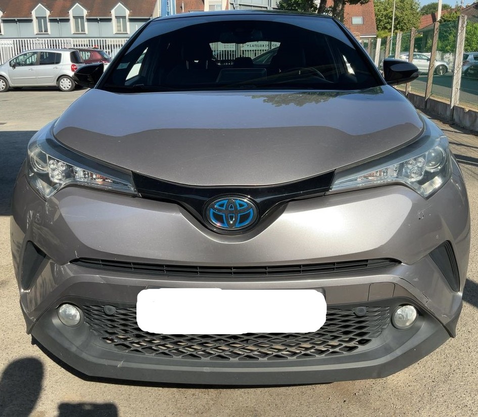 Toyota C-HR 1.8 Hybrid Gaphic année 2019 Boite de vitesse: automatique – Image 17
