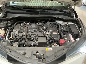 Toyota C-HR 1.8 Hybrid Dynamic année 2019 Boite de vitesse: automatique – Image 20